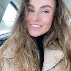 Meet your Posher, Kenna